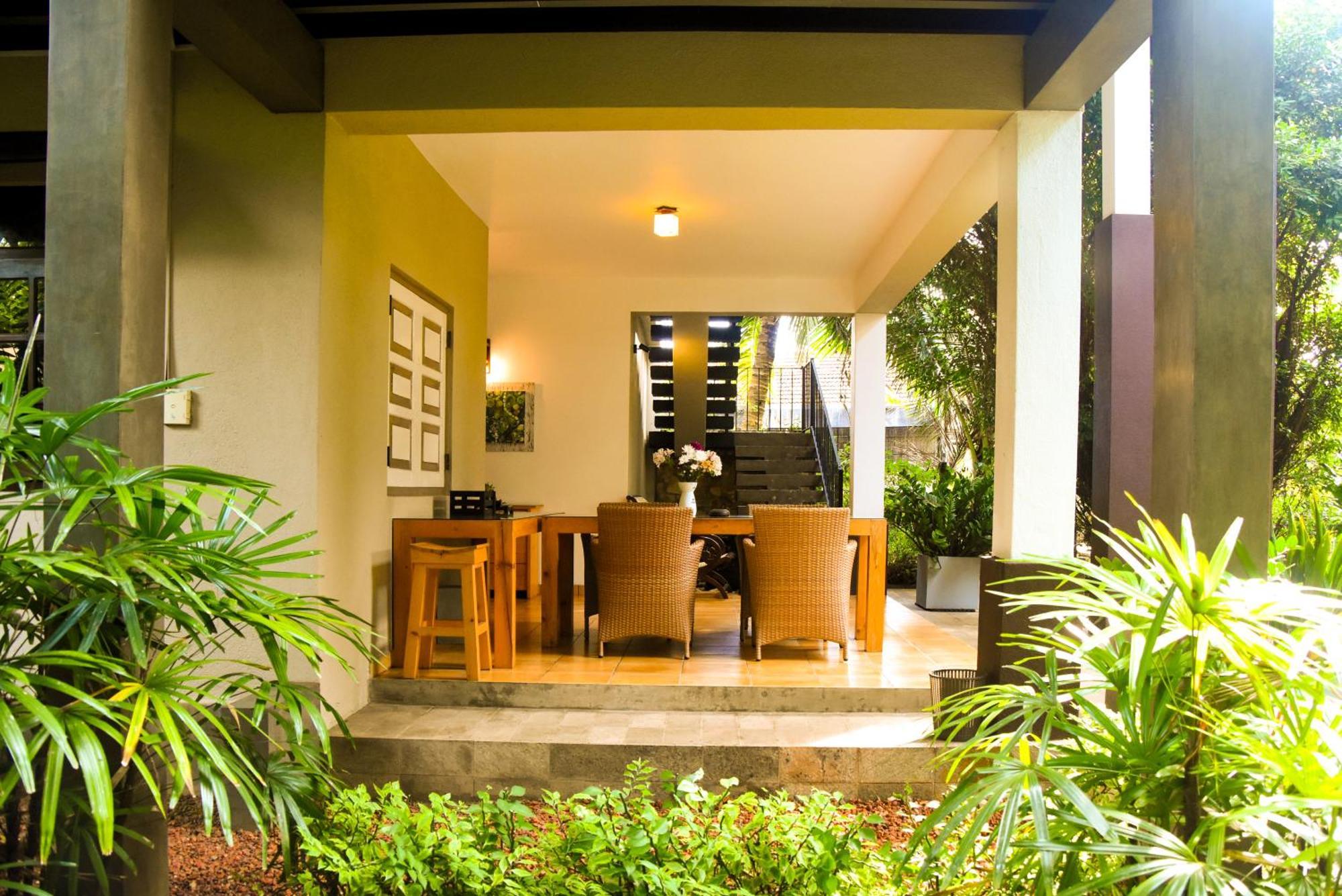 Sithu Villa Hikkaduwa Exterior photo