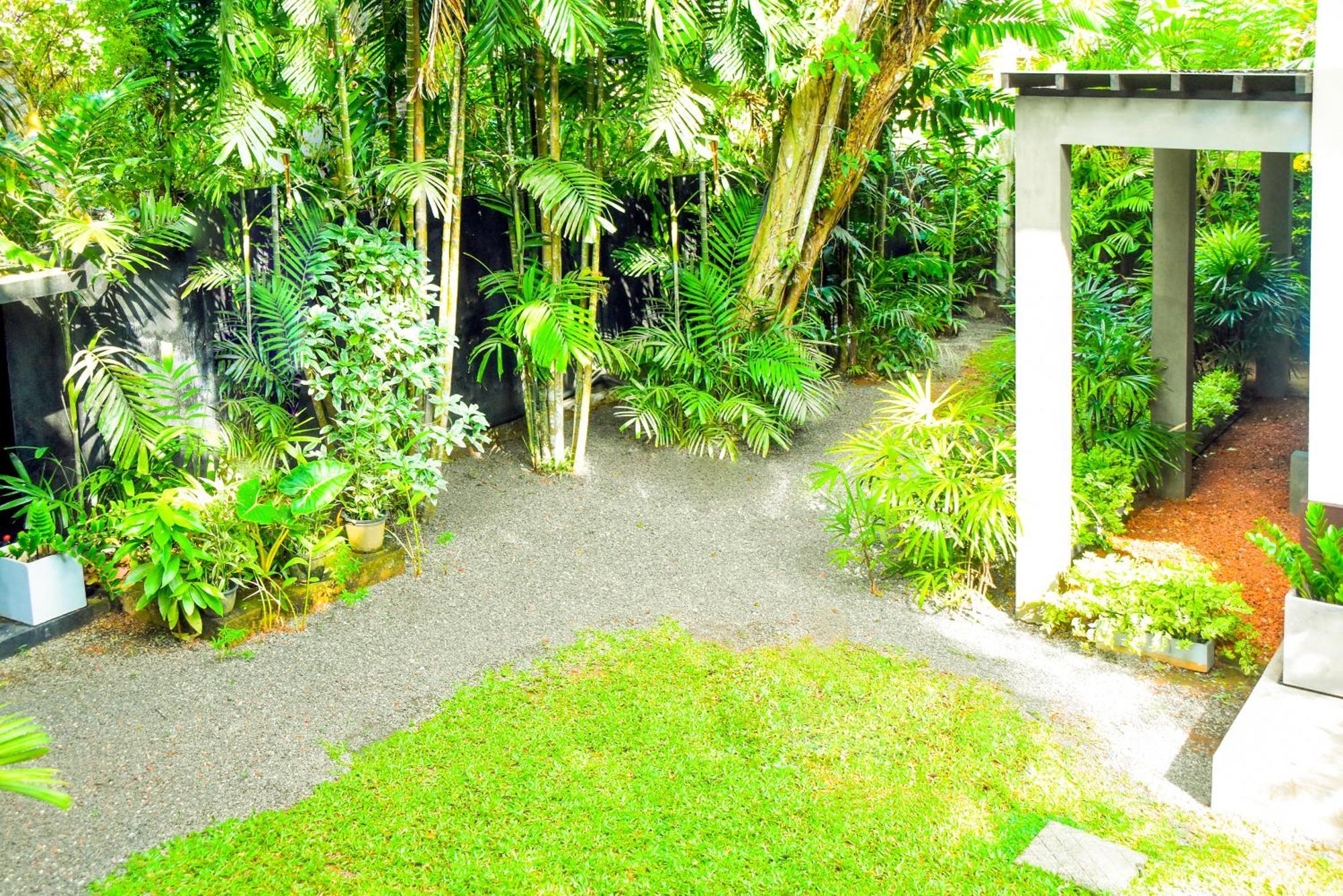 Sithu Villa Hikkaduwa Exterior photo
