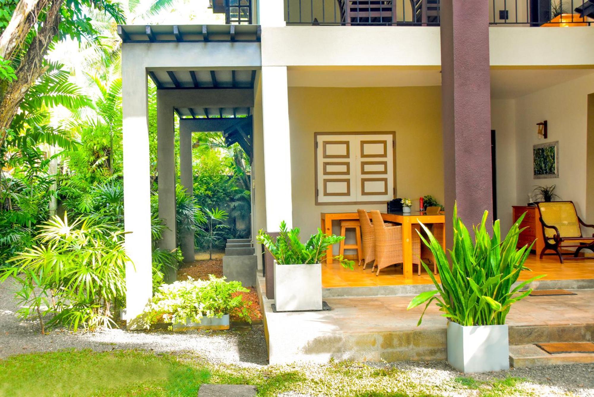 Sithu Villa Hikkaduwa Exterior photo