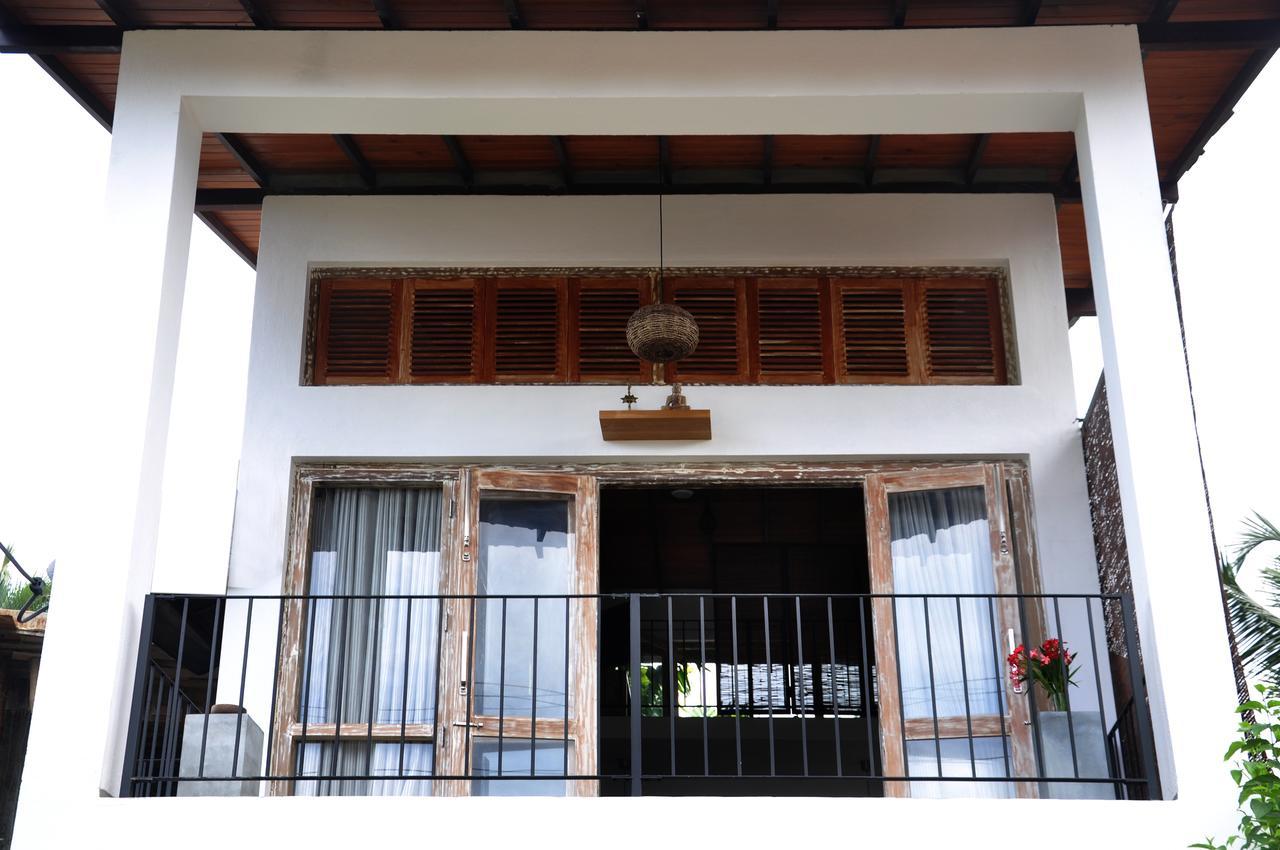 Sithu Villa Hikkaduwa Exterior photo